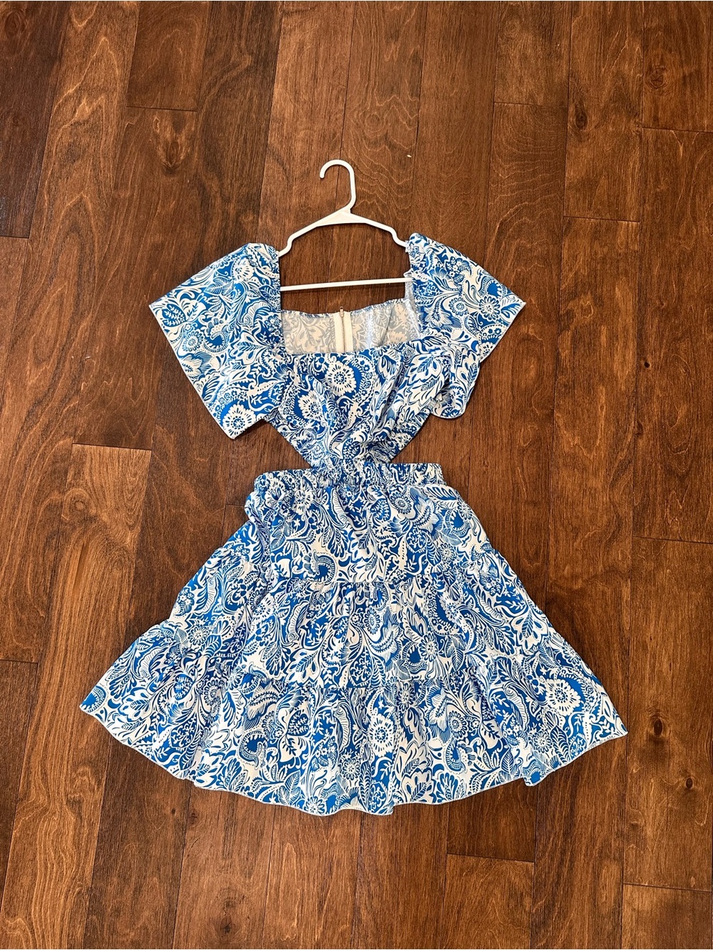 Blue Paisley Cutout Dress with Cross Waist
